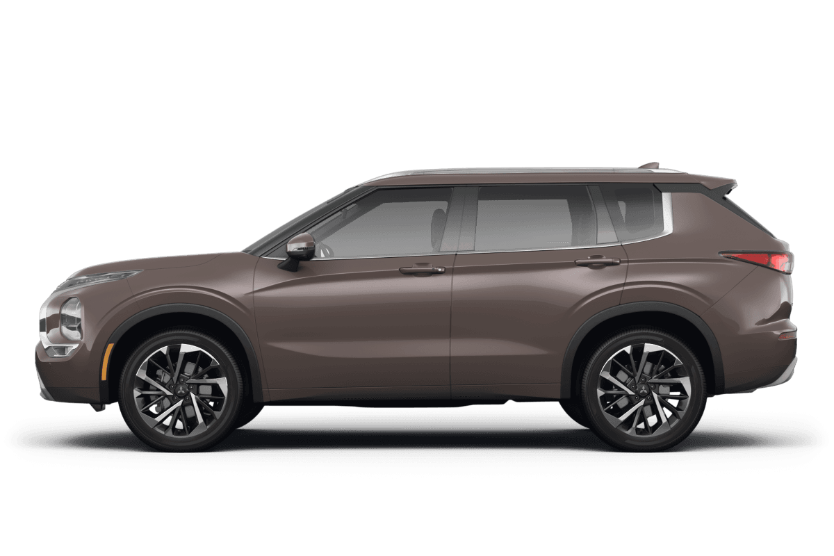 Mitsubishi Outlander PHEV - Side view Mitsubishi Outlander PHEV - Side view
